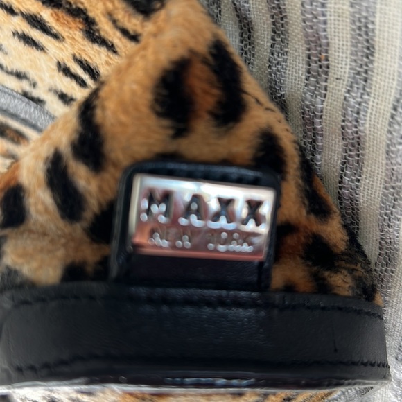 Maxx New York faux fur leopard print handbag - Picture 9 of 9